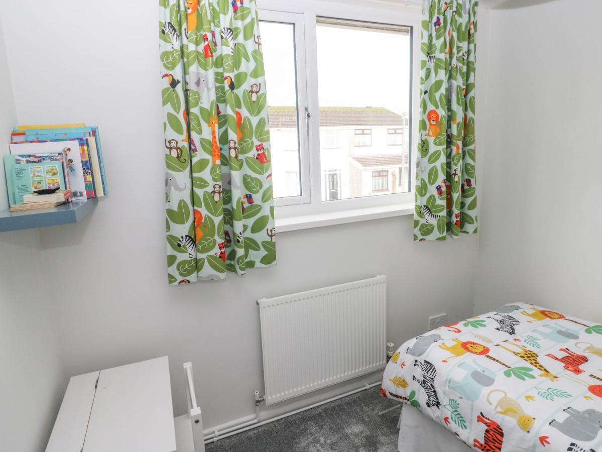21 Sandfield Road Villa Burry Port Buitenkant foto