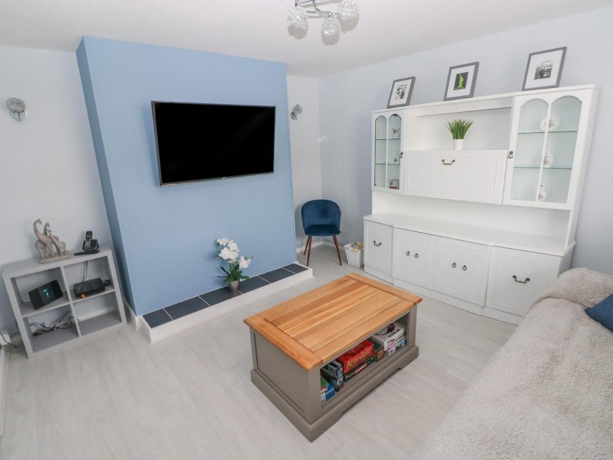 21 Sandfield Road Villa Burry Port Buitenkant foto